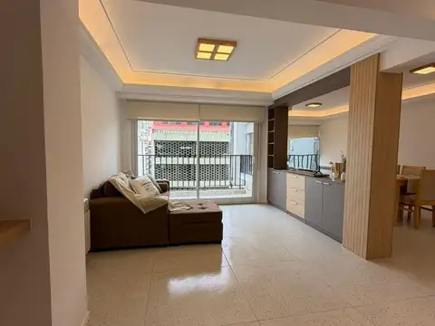 Rivadavia 2200, Piso 8