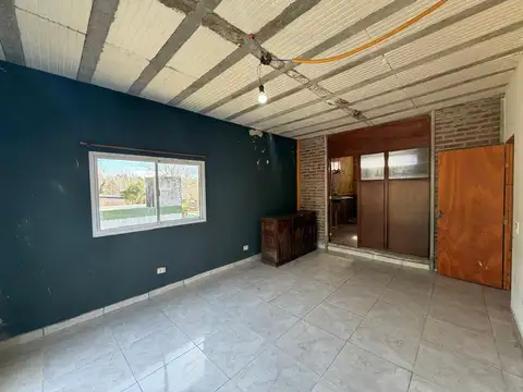 CASA EN VENTA 3 DORMITORIOS PILETA ROLDAN