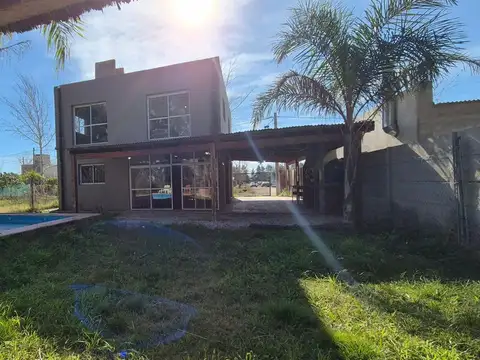 Casa en Venta en Roldan, San Lorenzo