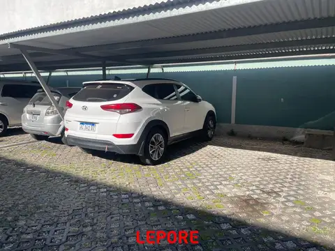 la plata 1200, Piso PB