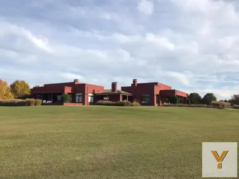 Terreno en Venta de 2100,0 m2