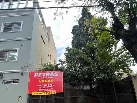 Lote de 360 m2 en Lanús Este Centro