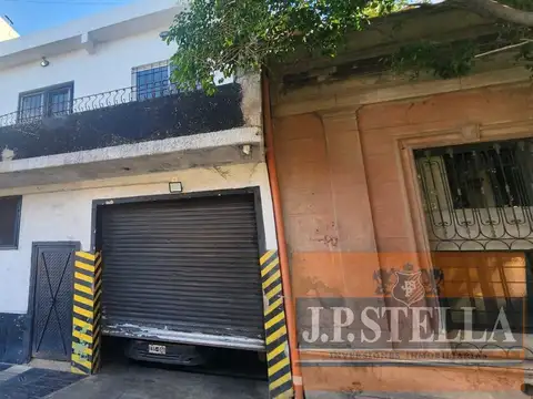 Galpón 300 m² en Lote de 223 m² - Oficina y Baños - Lomas Del Mirador