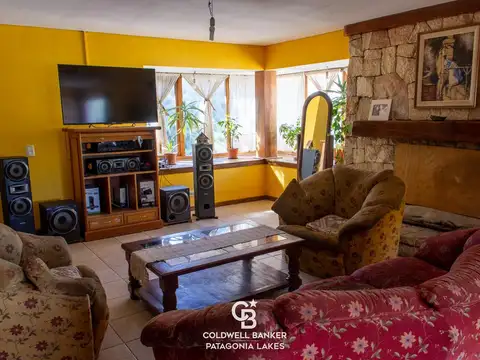 VENTA casa 4 dormitorios, en un terreno/lote de 800m2 Dina Huapi - Rio Negro