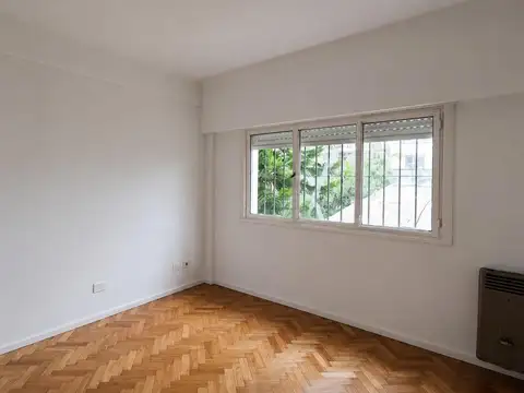 VENTA 2 AMBIENTES CON MUY BAJAS EXPENSAS Y PATIO PALERMO