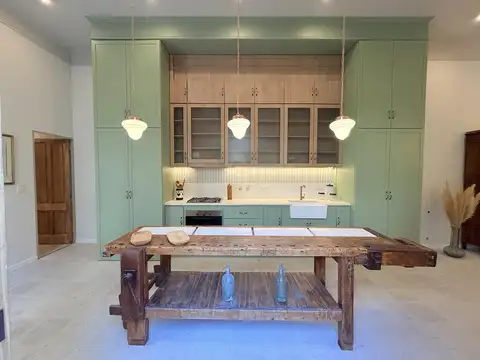 Casa 6 ambientes con 3 baños