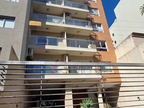 25 de mayo  al 800