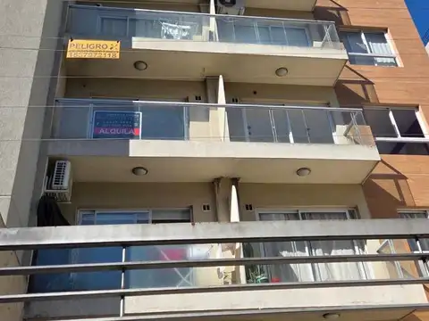 Departamento en alquiler 2 ambientes con cochera