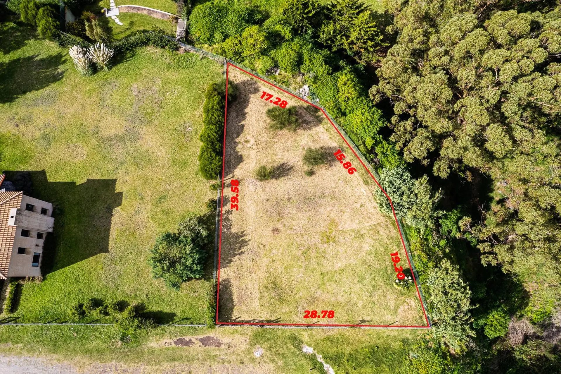 Terreno en venta 813m² en Barrio La Rosa, excelente ubicación