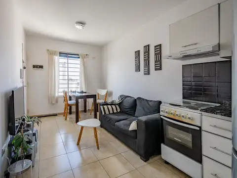 Venta - Departamento - Ramos Mejia - 2 Ambientes - Balcon - Frente - Permuta -