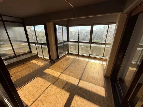 Departamento en Alquiler con 2 cocheras
