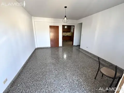 Departamento en Alquiler en Ciudadela, $ 900.000