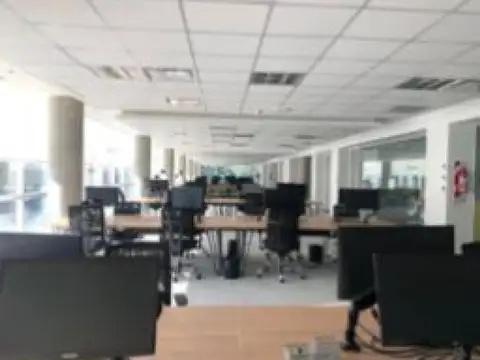 OFICINA VICENTE LOPEZ FRENTE AL RIO