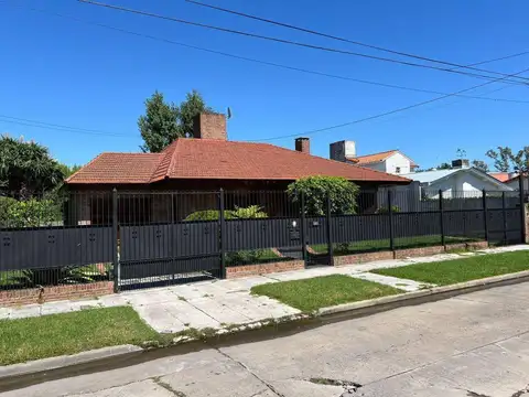 José Maria Paz 300, Piso 0