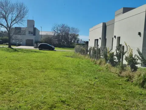 Barrio Privado La Reserva 2500