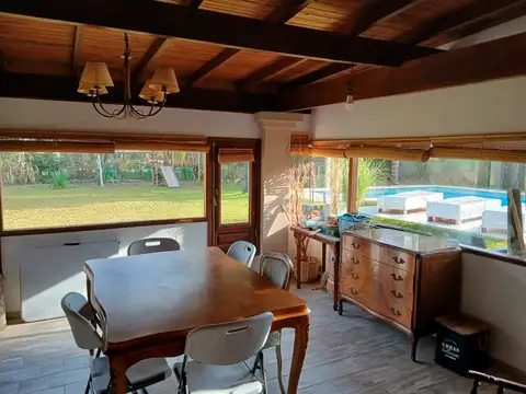 Casa 5 ambientes con 2 baños