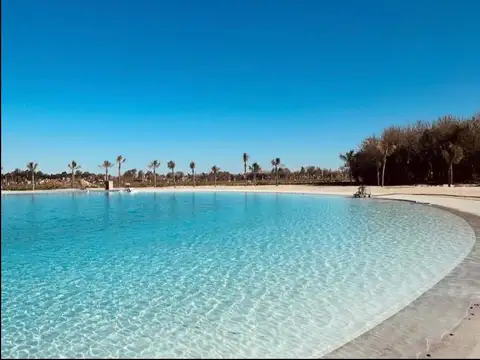 Terreno en venta en Vida Crystal Lagoon | Countries/B. Cerrado (Funes)