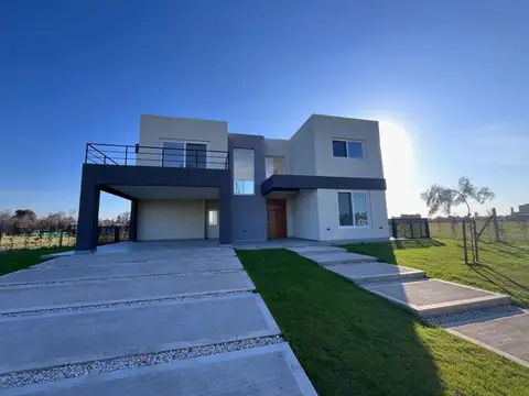 PROPIEDAD A ESTRENAR BARIO VILLAGE JOVEN