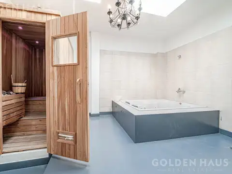 Casa 6 ambientes con 3 baños