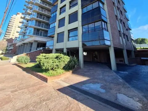 ALQUILER DEPARTAMENTO SEIS AMBIENTES CON VISTA PLENA AL MAR