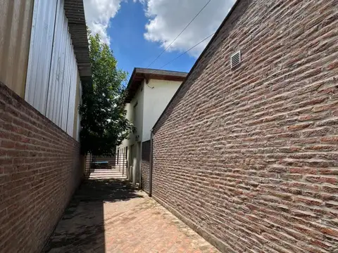 DUPLEX EN VENTA A REMODELAR - LOS CARDALES