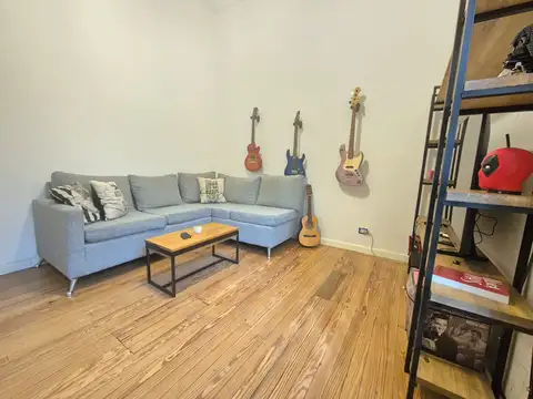 Depto Tipo Casa en Venta 45 años