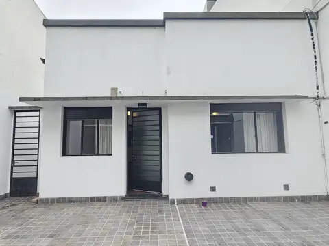 Avenida 51 entre 20 y 21 1200