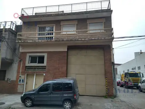 Galpón en Venta en Villa Bonich, General San Martin