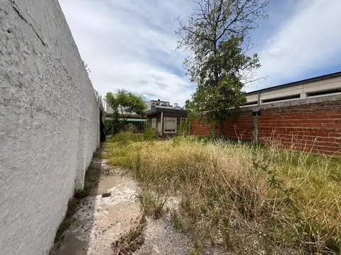 Lote en venta - 365m2 en Villa Ballester