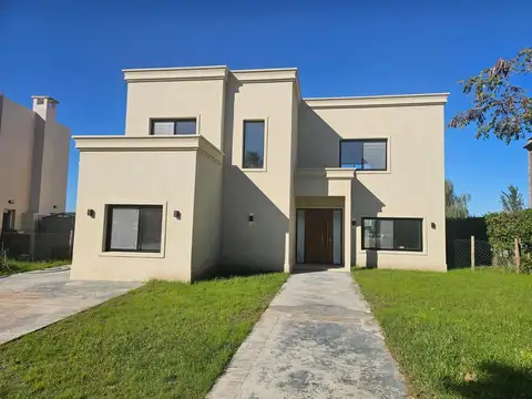 Casa en Venta - El Cantón, barrio Norte