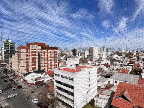 Alberti 3300, Piso 8
