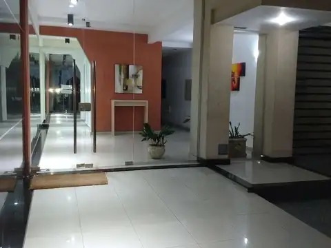 HERMOSO MONOAMBIENTE EN PISO 7 al FRENTE  