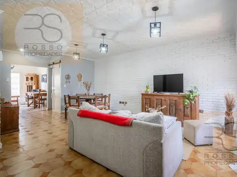 Depto Tipo Casa en Venta con 1 cocheras