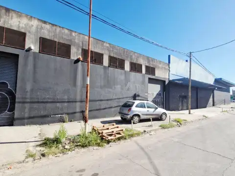 Galpon en Alquiler 20  mts Frente