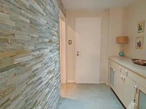 Impecable casa en venta en Villa del Parque de 5 dormitorios