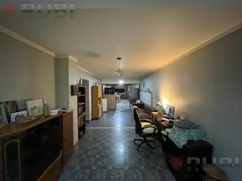 Depto Tipo Casa en Venta de 5 ambientes