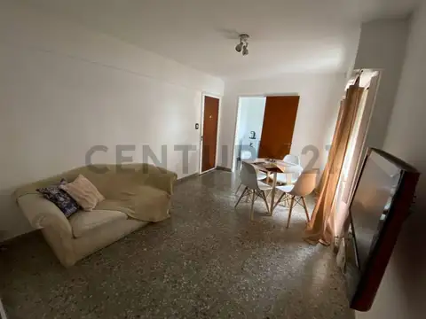 13 entre 46 y 47 , Piso 5