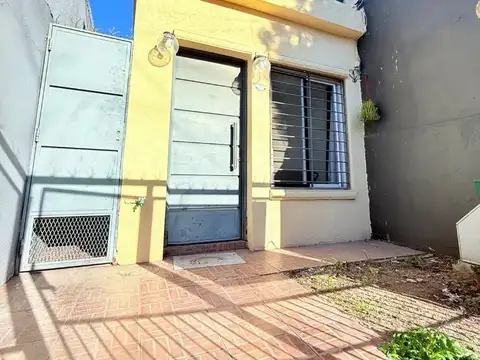 CASA TIPO PH EN PLANTA BAJA