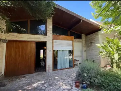 Casa en Venta en Olivos, USD 370.000