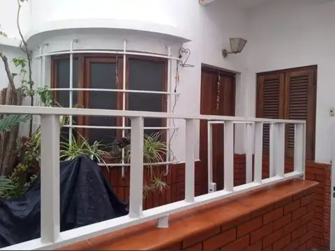 Av Rivadavia 6100 Caballito PH 4amb U$105.000