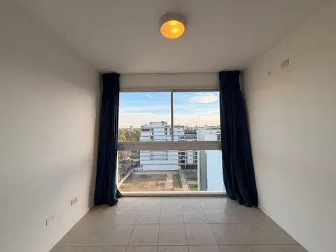 TRIPLEX CON TERRAZA EN ALQUILER EN BARRIO OLIMPICO