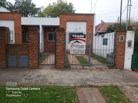 ALQUILER Duplex en S.A. de Padua, calle Nobel 900