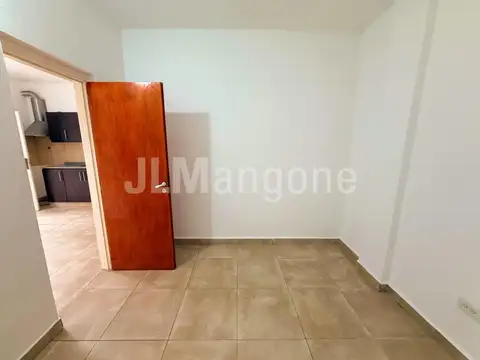 Depto Tipo Casa en Alquiler en San Justo, $ 600.000