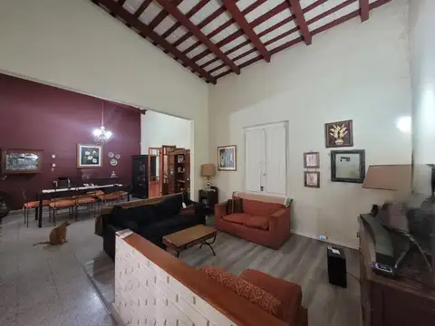 Casa en Venta en Zárate, USD 230.000