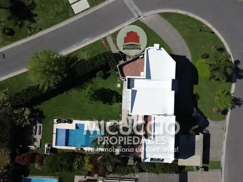 Casa en Venta en Haras Santa Maria, USD 349.000