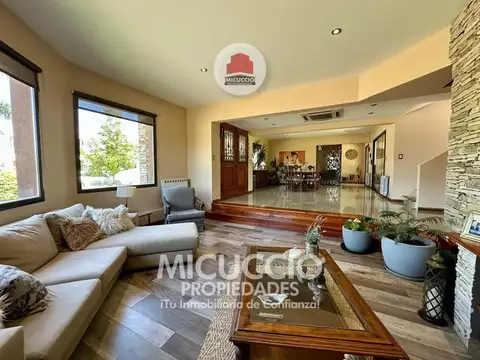 Casa en venta | B° Los Robles, Haras Santa Maria | Escobar