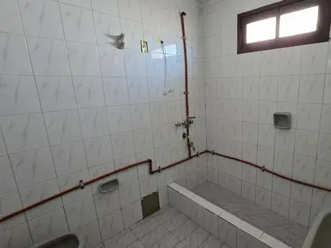 SE VENDE CASA PARA REFACCIONAR - FINANCIADA