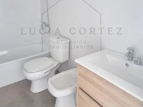 Montes De Oca al 300