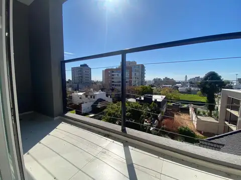 Departamento en Alquiler en Ituzaingó Norte, $ 650.000
