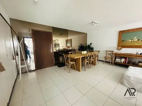Departamento 3 ambientes con 2 baños